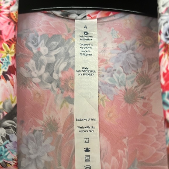 Lululemon Floral active shirt - Picture 2 of 2
